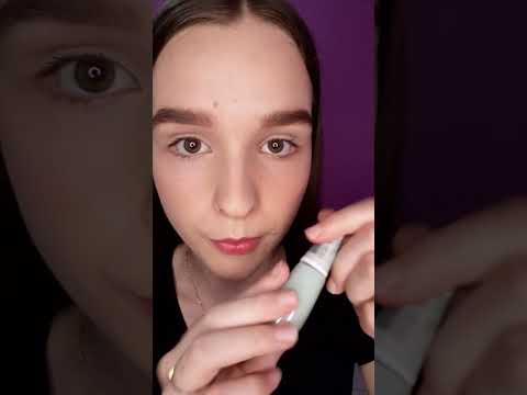 pintando sua unha verde ASMR