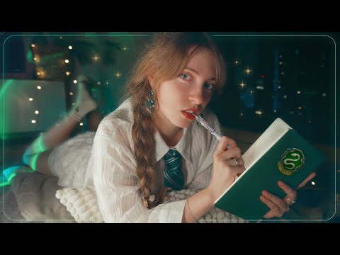 ASMR | Tu compañera de clase TE COQUETEA ❤️ (mientras estudias)