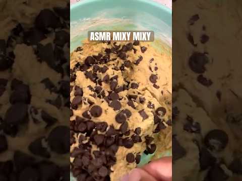 ASMR cookie dough 🍪 #asmr #baking #cookies