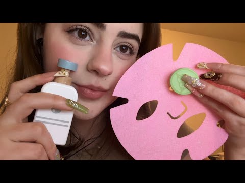 asmr skin care con madera 