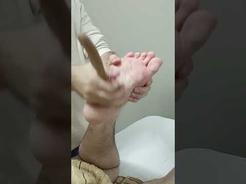 ASMR FOOT THERAPY  #massage #easyturkish #relax #foot #relaxationmassage #chiropractor #tapping